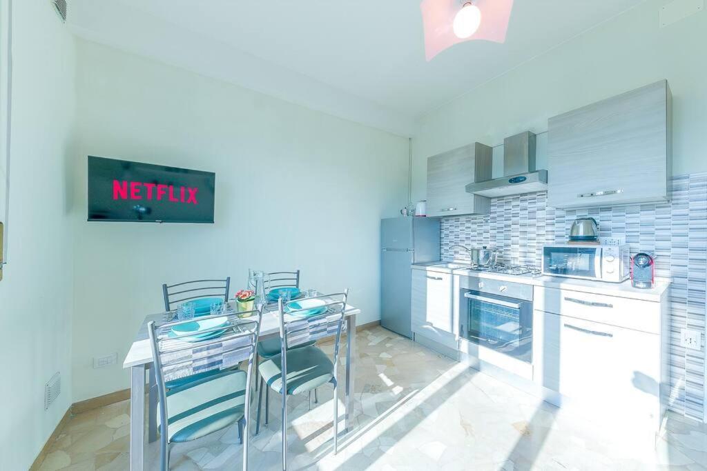 Navigli - Downtown - Duomo Spacious Two Bedroom Apartment - Close To Metro - Ac - Wi-Fi Милан Экстерьер фото