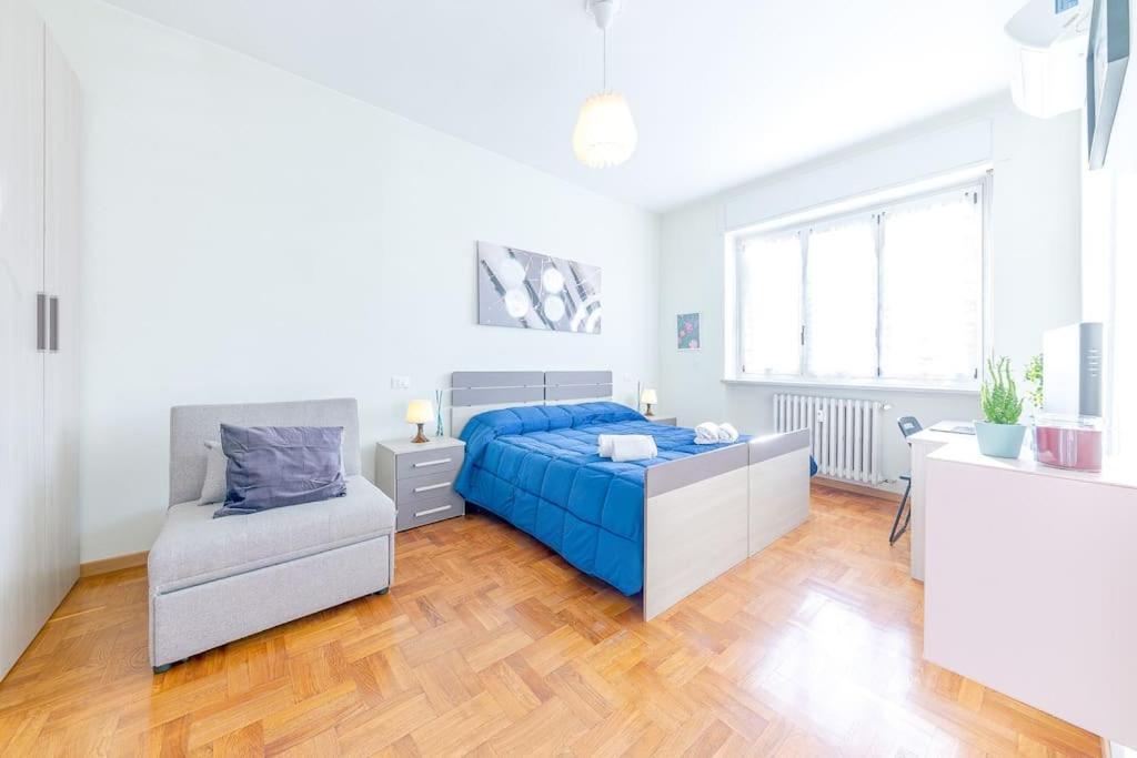 Navigli - Downtown - Duomo Spacious Two Bedroom Apartment - Close To Metro - Ac - Wi-Fi Милан Экстерьер фото